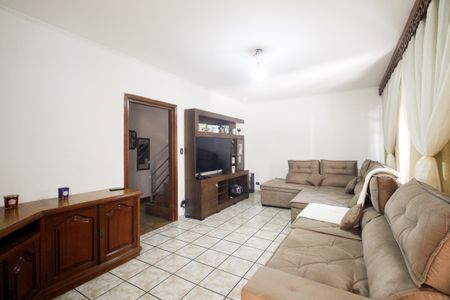 Casa à venda com 176m², 3 quartos e 3 vagasSala