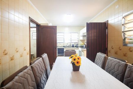 Casa à venda com 176m², 3 quartos e 3 vagasCozinha