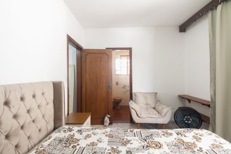 Casa à venda com 176m², 3 quartos e 3 vagasSuíte