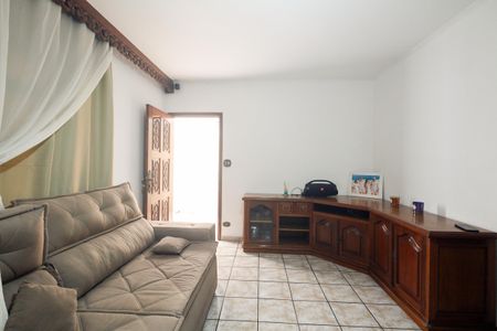 Casa à venda com 176m², 3 quartos e 3 vagasSala