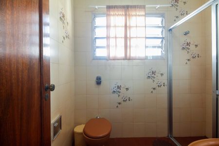 Casa à venda com 176m², 3 quartos e 3 vagasBanheiro Suíte