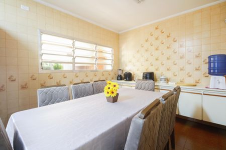 Casa à venda com 176m², 3 quartos e 3 vagasCozinha