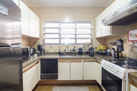 Casa à venda com 176m², 3 quartos e 3 vagasCozinha