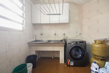 Casa à venda com 176m², 3 quartos e 3 vagasÁrea de Serviço