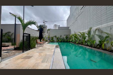 Apartamento à venda com 25m², 1 quarto e sem vaga Apartamento à venda com 25m², 1 quarto e sem vagaPiscina