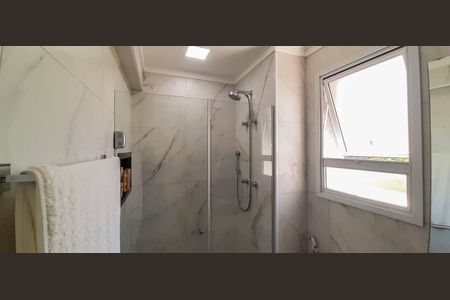 Apartamento à venda com 117m², 3 quartos e 2 vagas Apartamento à venda com 117m², 3 quartos e 2 vagasBanheiro da Suíte 1