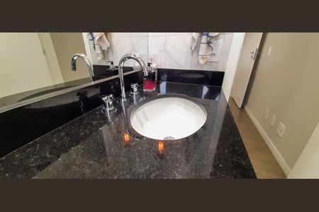 Apartamento à venda com 117m², 3 quartos e 2 vagas Apartamento à venda com 117m², 3 quartos e 2 vagasBanheiro da Suíte 3
