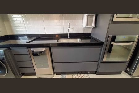 Apartamento à venda com 117m², 3 quartos e 2 vagas Apartamento à venda com 117m², 3 quartos e 2 vagasCozinha