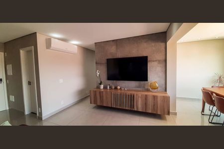 Apartamento à venda com 117m², 3 quartos e 2 vagas Apartamento à venda com 117m², 3 quartos e 2 vagasSala de Estar