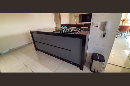 Apartamento à venda com 117m², 3 quartos e 2 vagas Apartamento à venda com 117m², 3 quartos e 2 vagasCozinha