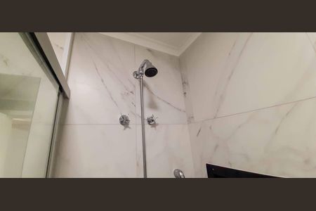Apartamento à venda com 117m², 3 quartos e 2 vagas Apartamento à venda com 117m², 3 quartos e 2 vagasBanheiro da Suíte 2