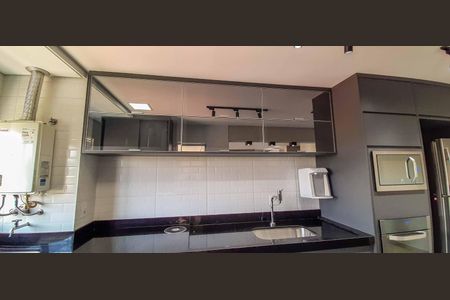 Apartamento à venda com 117m², 3 quartos e 2 vagas Apartamento à venda com 117m², 3 quartos e 2 vagasCozinha