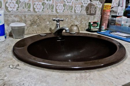 Casa à venda com 176m², 3 quartos e 3 vagasBanheiro da Suíte