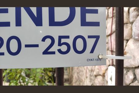 Casa à venda com 176m², 3 quartos e 3 vagasCYAT 1370