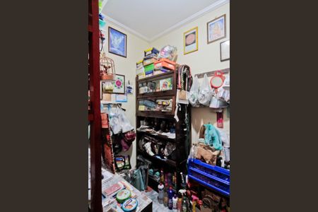 Casa à venda com 176m², 3 quartos e 3 vagasQuarto de Serviço