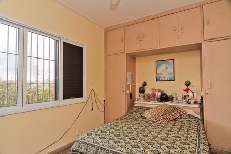 Casa à venda com 176m², 3 quartos e 3 vagasSuíte