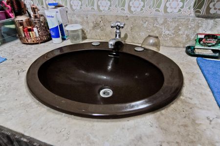 Casa à venda com 176m², 3 quartos e 3 vagasBanheiro da Suíte