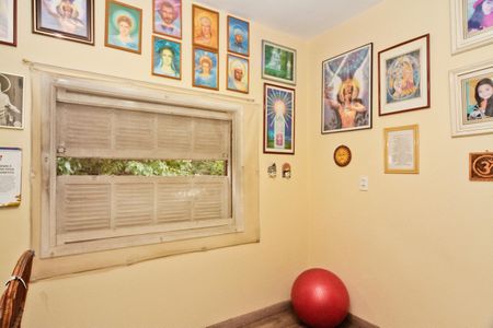 Casa à venda com 176m², 3 quartos e 3 vagasQuarto 2