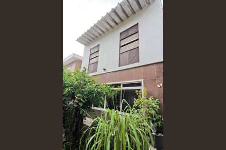 Casa à venda com 176m², 3 quartos e 3 vagasÁrea externa