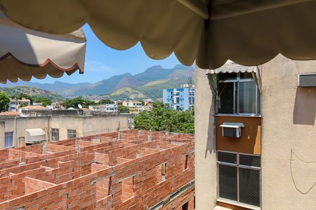 Apartamento à venda com 72m², 3 quartos e 1 vaga Apartamento à venda com 72m², 3 quartos e 1 vagaVista do Quarto 2