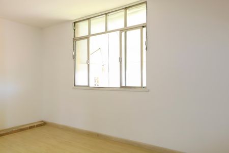 Apartamento à venda com 72m², 3 quartos e 1 vaga Apartamento à venda com 72m², 3 quartos e 1 vagaSala
