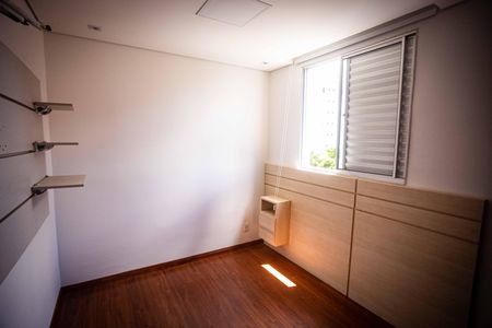 Apartamento à venda com 130m², 4 quartos e 2 vagasQuarto 2