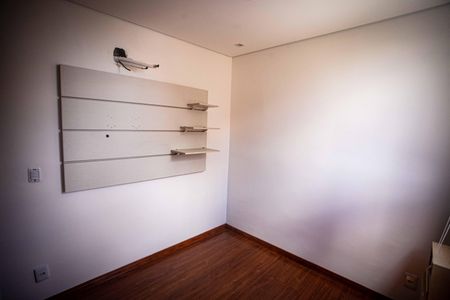 Apartamento à venda com 130m², 4 quartos e 2 vagasQuarto 2