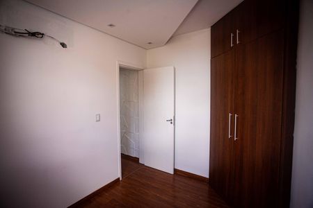 Apartamento à venda com 130m², 4 quartos e 2 vagasQuarto 3
