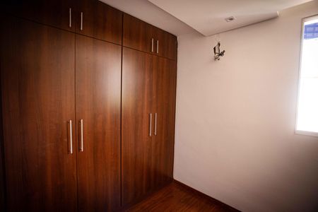 Apartamento à venda com 130m², 4 quartos e 2 vagasQuarto 1