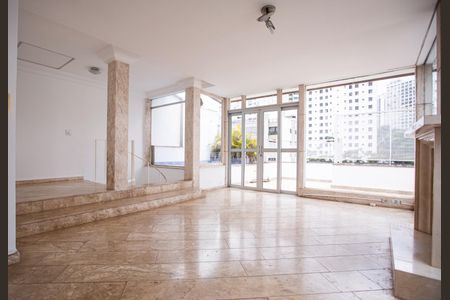 Apartamento à venda com 230m², 4 quartos e 2 vagas Apartamento à venda com 230m², 4 quartos e 2 vagasSala