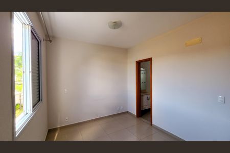 Apartamento à venda com 87m², 3 quartos e 2 vagas Apartamento à venda com 87m², 3 quartos e 2 vagasQuarto 3 - Suíte