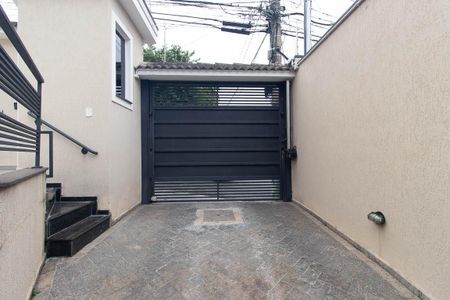 Casa de condomínio à venda com 79m², 2 quartos e 2 vagasEntrada da Garagem