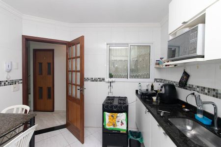 Casa de condomínio à venda com 79m², 2 quartos e 2 vagasCozinha