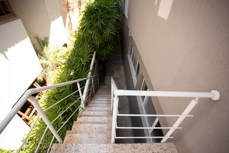 Casa à venda com 360m², 4 quartos e 3 vagas Casa à venda com 360m², 4 quartos e 3 vagasÁrea Externa