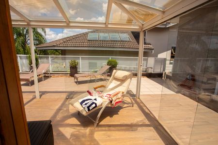 Casa à venda com 360m², 4 quartos e 3 vagas Casa à venda com 360m², 4 quartos e 3 vagasSPA