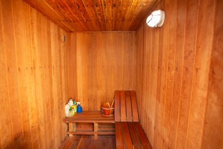 Casa à venda com 360m², 4 quartos e 3 vagas Casa à venda com 360m², 4 quartos e 3 vagasSPA