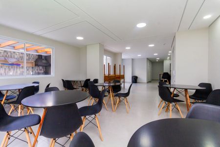 Apartamento para alugar com 39m², 2 quartos e sem vagaÁrea comum - Salão de festas