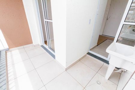 Apartamento para alugar com 39m², 2 quartos e sem vagaVaranda e Área de Serviço