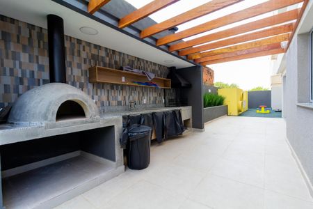 Apartamento para alugar com 39m², 2 quartos e sem vagaÁrea comum - Churrasqueira