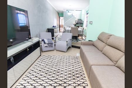 Casa à venda com 200m², 3 quartos e 4 vagasSala