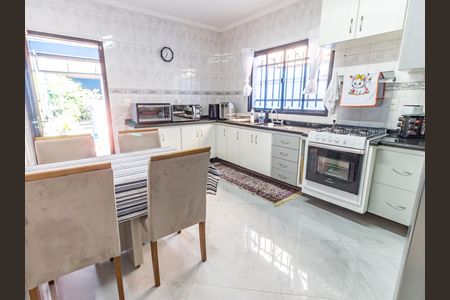 Casa à venda com 200m², 3 quartos e 4 vagasCozinha