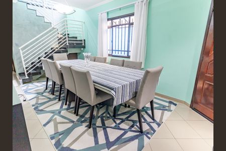 Casa à venda com 200m², 3 quartos e 4 vagasSala de Jantar