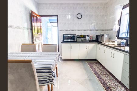 Casa à venda com 200m², 3 quartos e 4 vagasCozinha