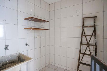 Casa à venda com 115m², 2 quartos e 1 vagaÁrea de serviço