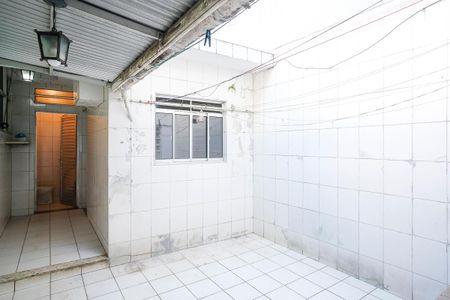 Casa à venda com 115m², 2 quartos e 1 vagaQuintal