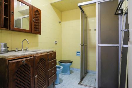 Casa à venda com 115m², 2 quartos e 1 vagaBanheiro