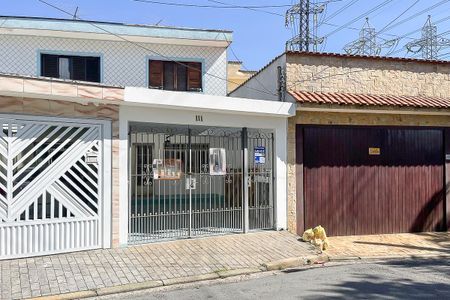Casa à venda com 115m², 2 quartos e 1 vagaFachada + plaquinha
