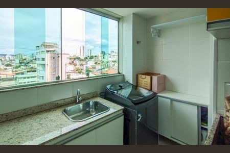 Apartamento à venda com 90m², 3 quartos e 2 vagasCozinha e Área de Serviço
