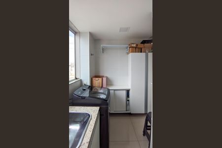 Apartamento à venda com 90m², 3 quartos e 2 vagasCozinha e Área de Serviço