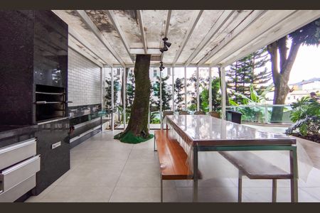 Apartamento à venda com 90m², 3 quartos e 2 vagasÁrea comum - Salão de festas